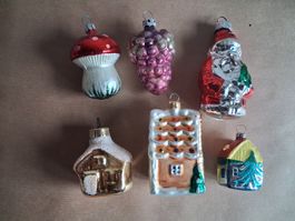 6 alte Glas Christbaumschmuck:Häuser,Pilz,Traube,Weihnachtsm