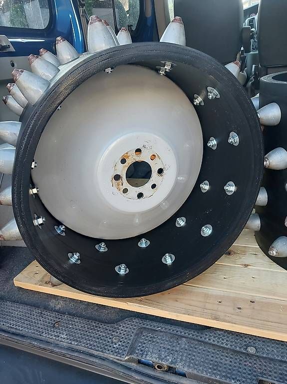 Pneumatici & Ruote complete: Flexispikes stachelräder Mullis Rapid Motormäher – Usato da Reichenburg venduto da berlingo92 1