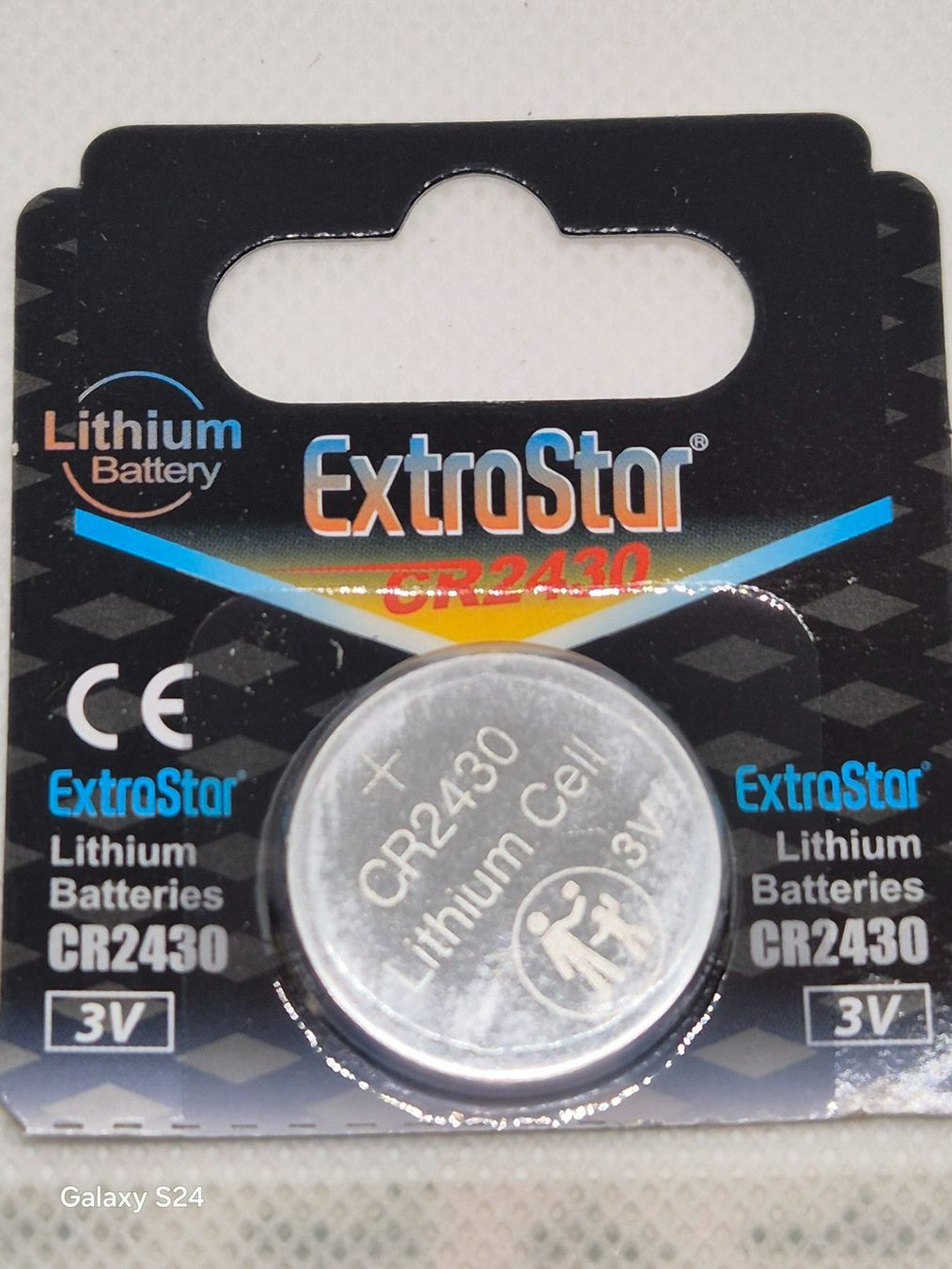 Accus & piles: Extrastar CR2430 3V Lithiumbatterie - Neu – Neuf avec emballage d'origine à Losone par bal_gfp6
