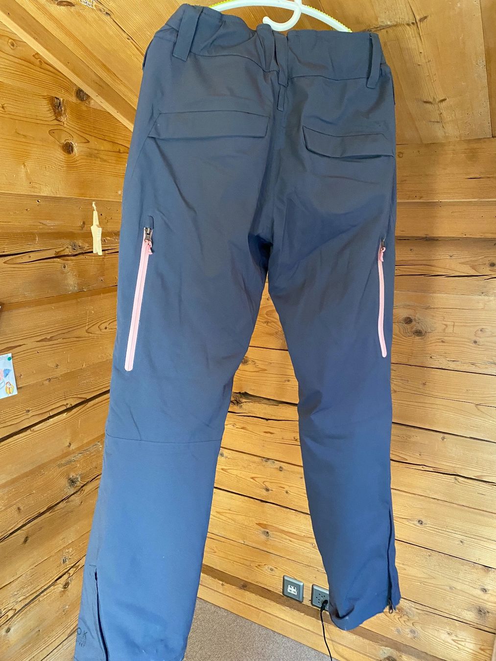 Pantalons: Skihosen Protest Gr. L/40 – D'occasion à Gstaad par grundni 1