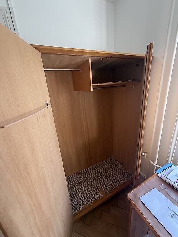 Schränke: Vintage Kleiderschrank  – Gebraucht aus St.Gallen von Didi1969 2