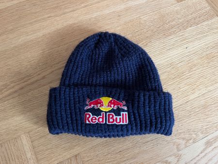 Red Bull Beanie Dunkelblau Top Zustand