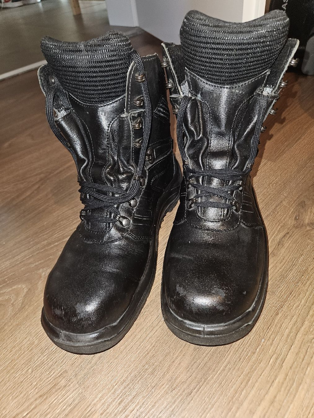 Scarpe da uomo: Bottes de sécurité Steitz Secura - Qualité et confort! – Usato da Delemont venduto da ricky9420 1
