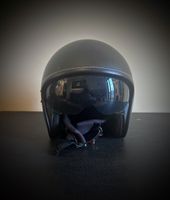 Stylischer Helm Jethelm Schwarz