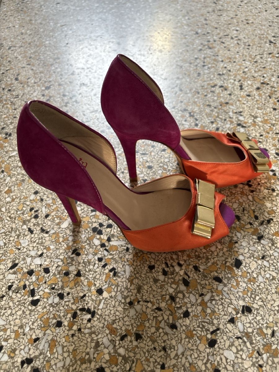 Scarpe da donna: Poé Pumps Leder – Usato da Bern venduto da LoveVintageY2K 1