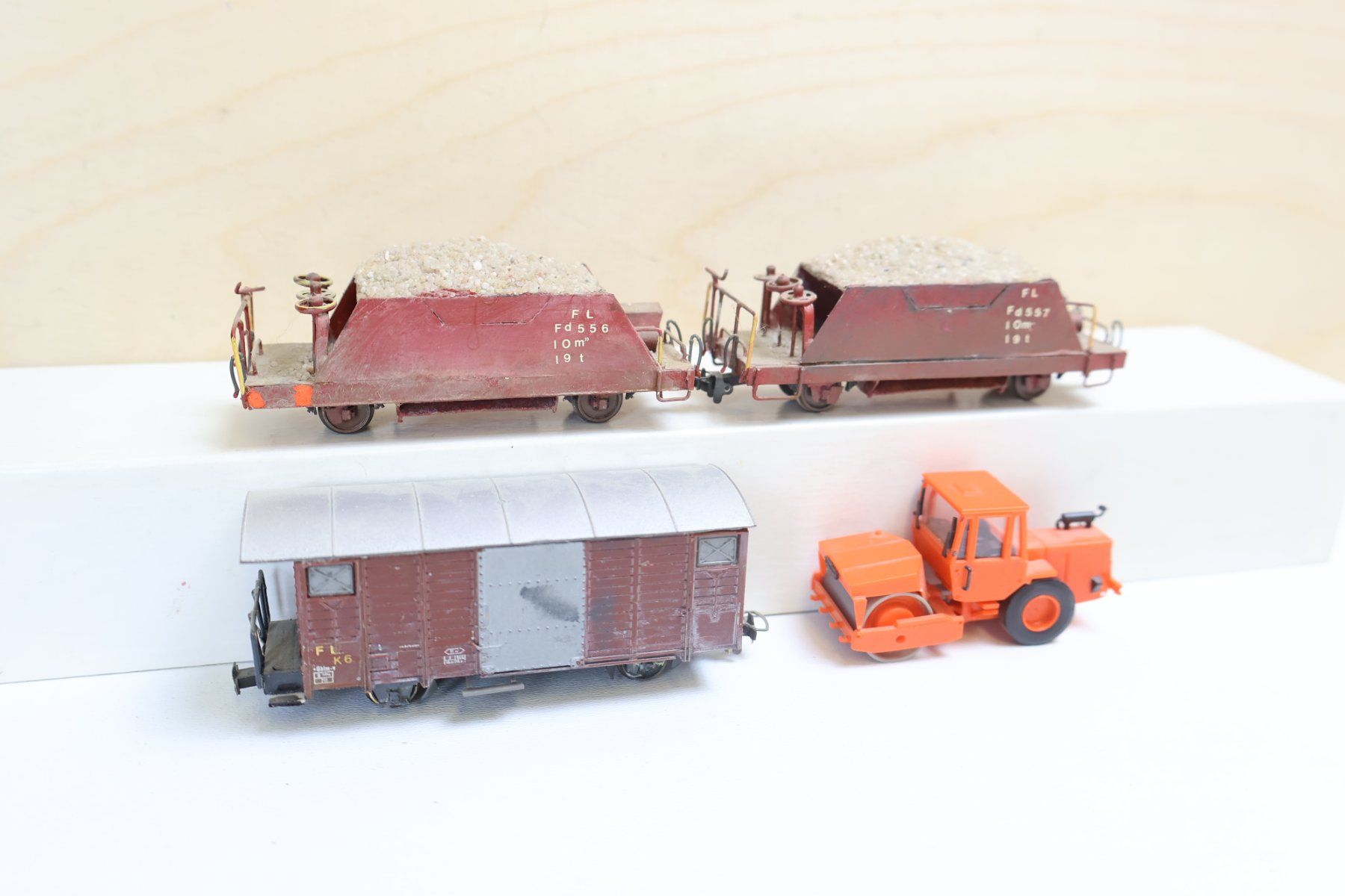 Bemo Modellini di ferrovie: BEMO 3 x Güterwagen H0m - Bauzug – Usato da Winterthur venduto da Monstera 3