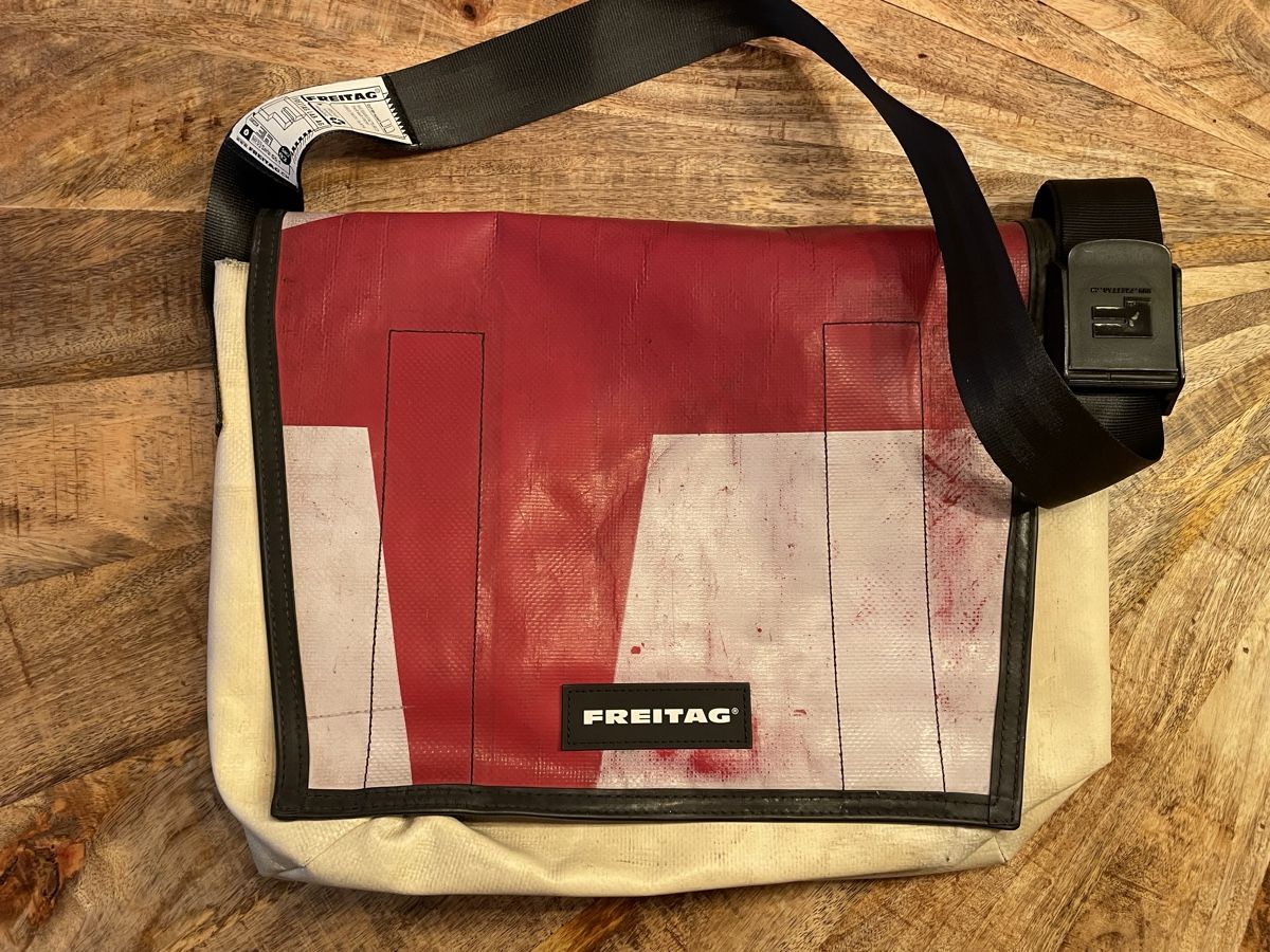Freitag Taschen: Freitag Tasche F12 Dragnet – Gebraucht aus Péry von jaybird_2019