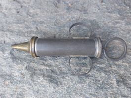 Antike Spritze Messing Metall alt gebraucht guter Zustand