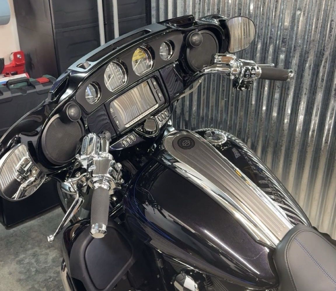 Harley-Davidson Tutti i ricambio per moto: Lenker Harley-Davidson Street Glide CVO 2016 – Usato da Bülach venduto da lor_72tg 2