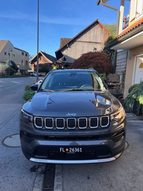 Jeep Automobili: Jeep Compass 1.3 PHEV – Usato da Mauren venduto da Fuerst1 2