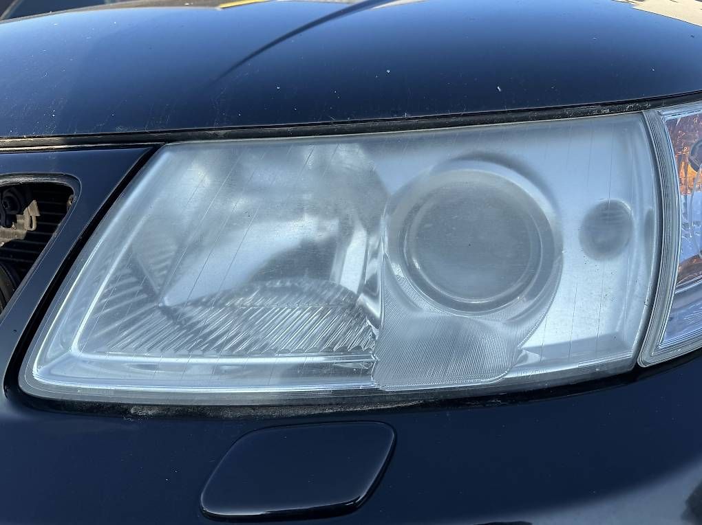 Phares: Saab 9-5 Xenon Scheinwerfer  – D'occasion à Grenchen par Berti672