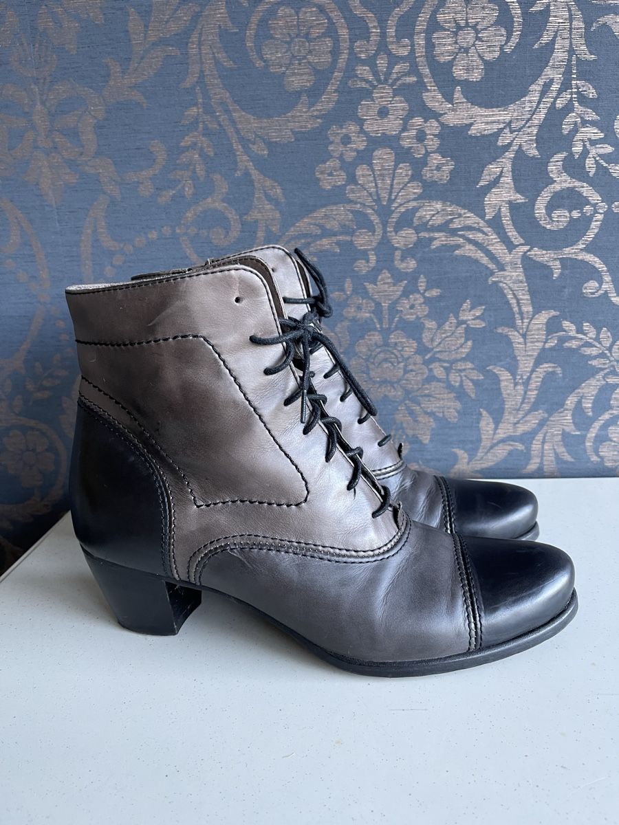 Scarpe da donna: Maripe Stiefeletten Gr.41 – Usato da Stallikon venduto da BaumArt
