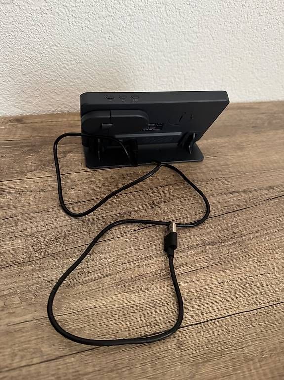 Caricabatterie: 4 in 1 wireless charger&clock – Usato da Heiligkreuz (Mels) venduto da Chliniii 1