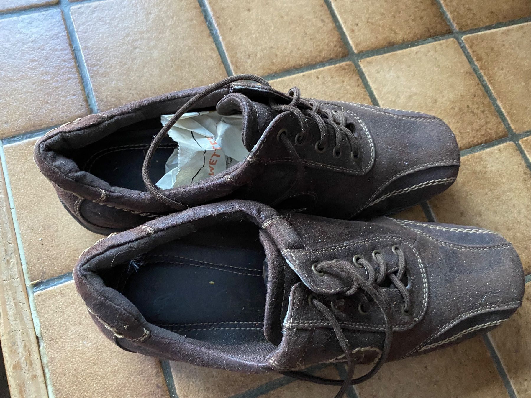 Scarpe da donna: Damen Laufschuhe, Grösse 38 – Usato da Klosters venduto da Rigi98 1