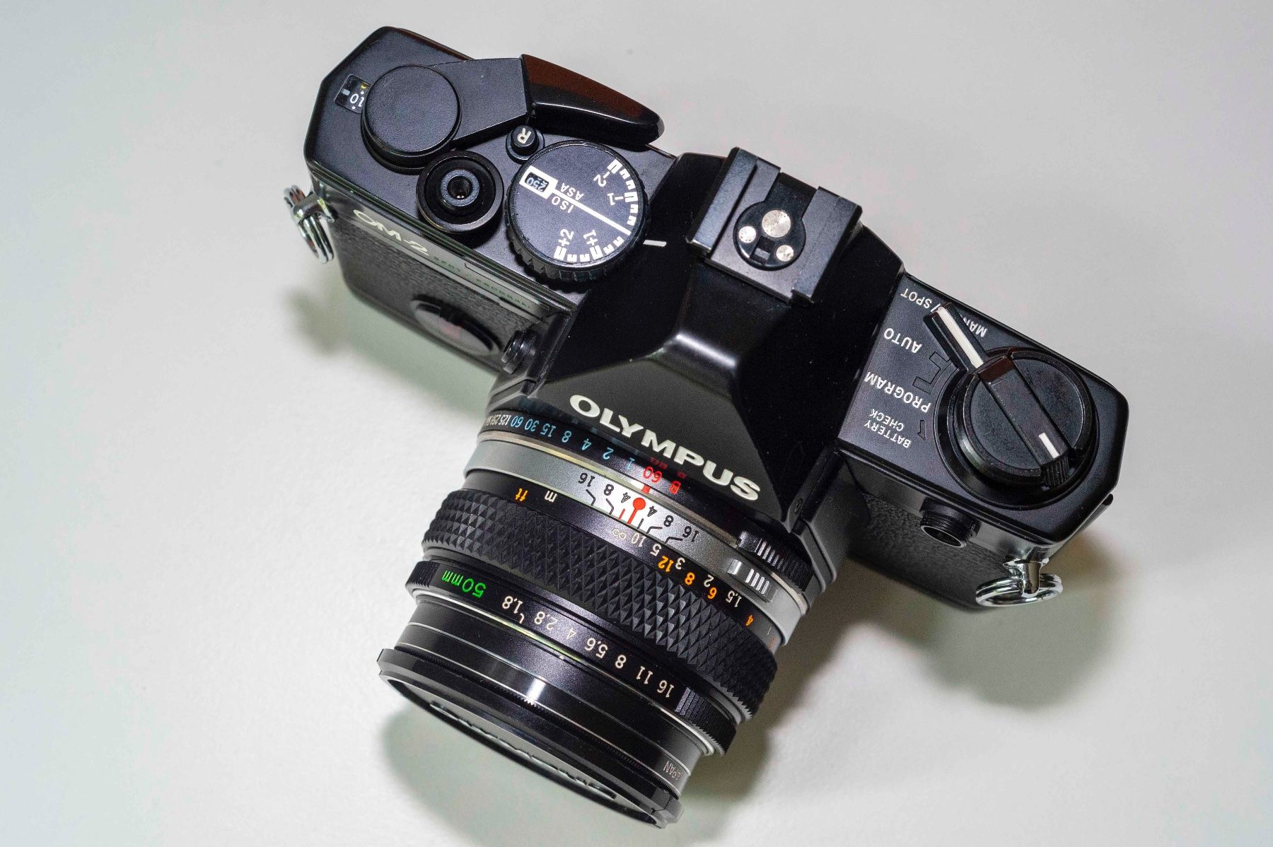 Olympus Kamera: Olympus OM-2 Spot / Program mit Zuiko 50/1.8 – Gebraucht aus Schwerzenbach von floridan 1