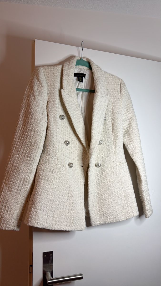 Giacche: Cream Tweed Jacket - Perfect for Spring! Size XS – Usato da Effretikon venduto da lio_gjr8