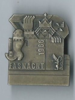 Basler Placchette & Badge: Fasnachtsplakette Basel, "Blaggedde" 1966 (Silber) – Usato da Zürich venduto da t24_de