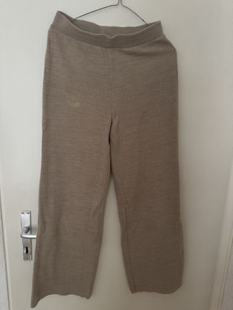Damen Hose Strick Grösse S leichte Flecken