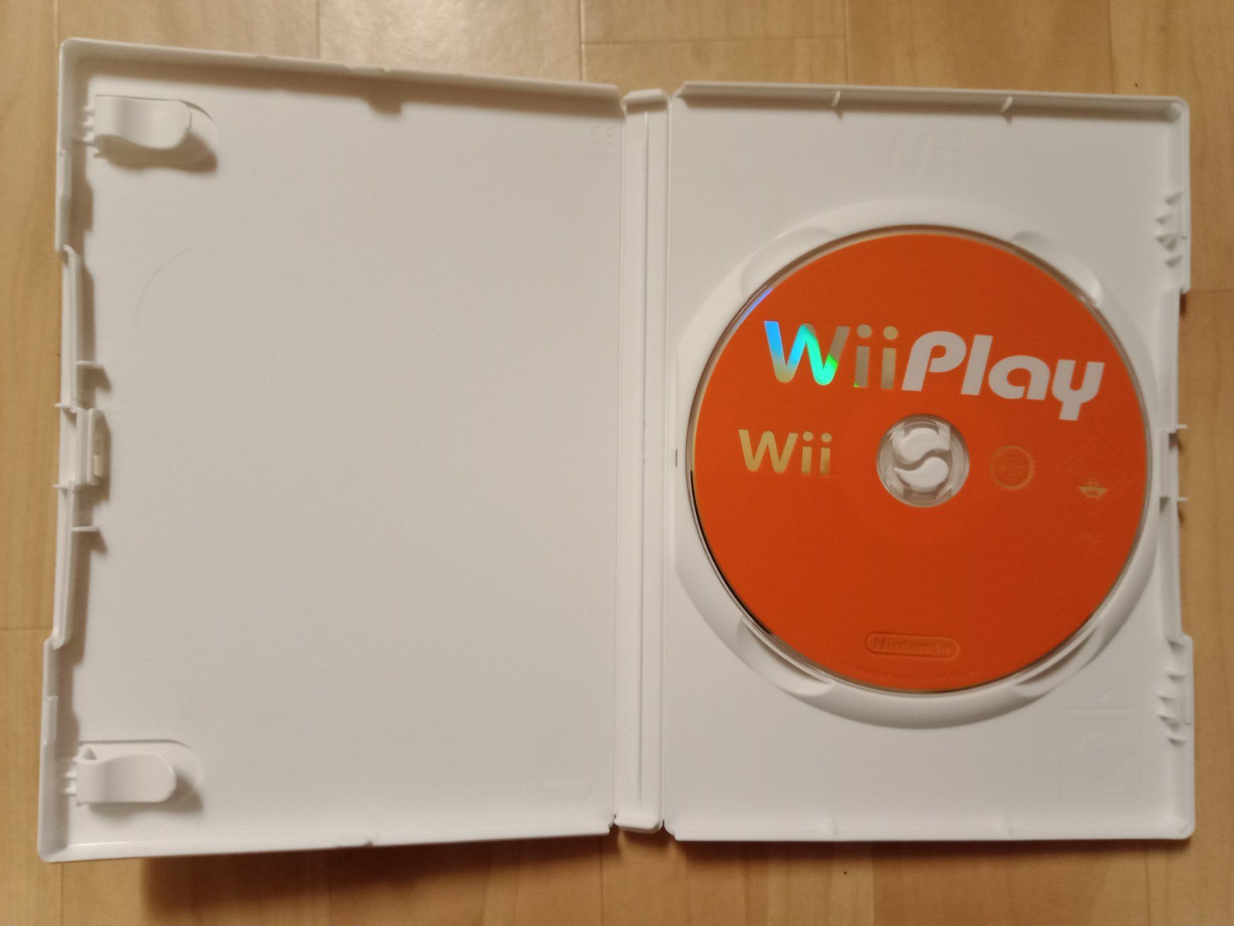 Nintendo Giochi: Wii Play Wii – Usato da Cottens FR venduto da magnius01 1