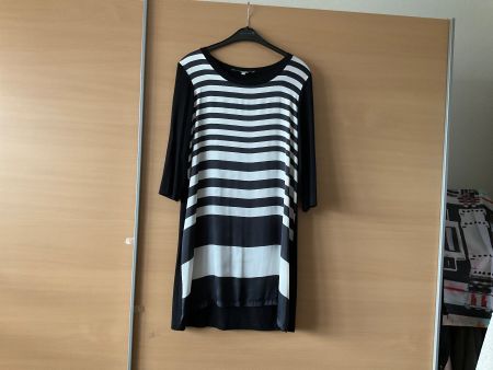 Robe ou casaque La Fée Marabouthée t.34-36 occasion
