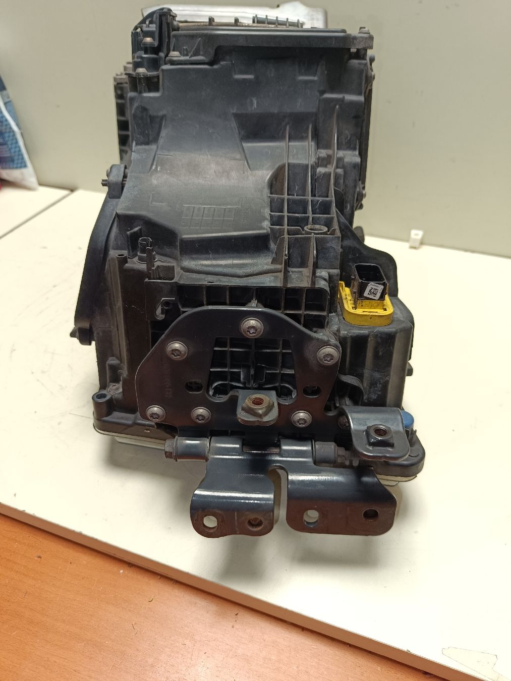 Scania Fari: Scania LED Scheinwerfer rechts,(em329) – Usato da Künten venduto da Schnaepplihuus 5