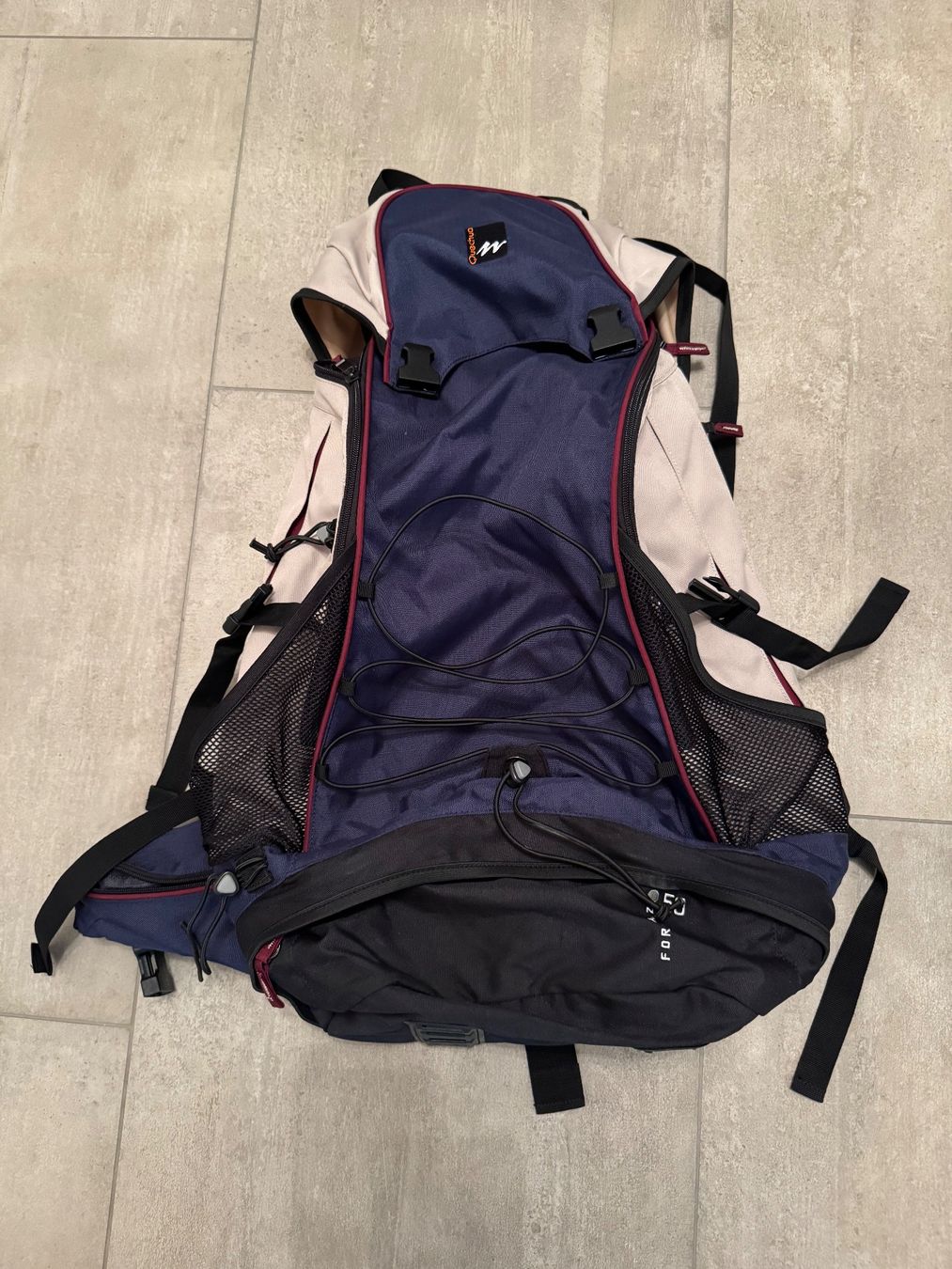 Decathlon Rucksäcke: Quechua - Sac à dos – Neu (gemäss Beschreibung) aus Zürich von lcg_898x