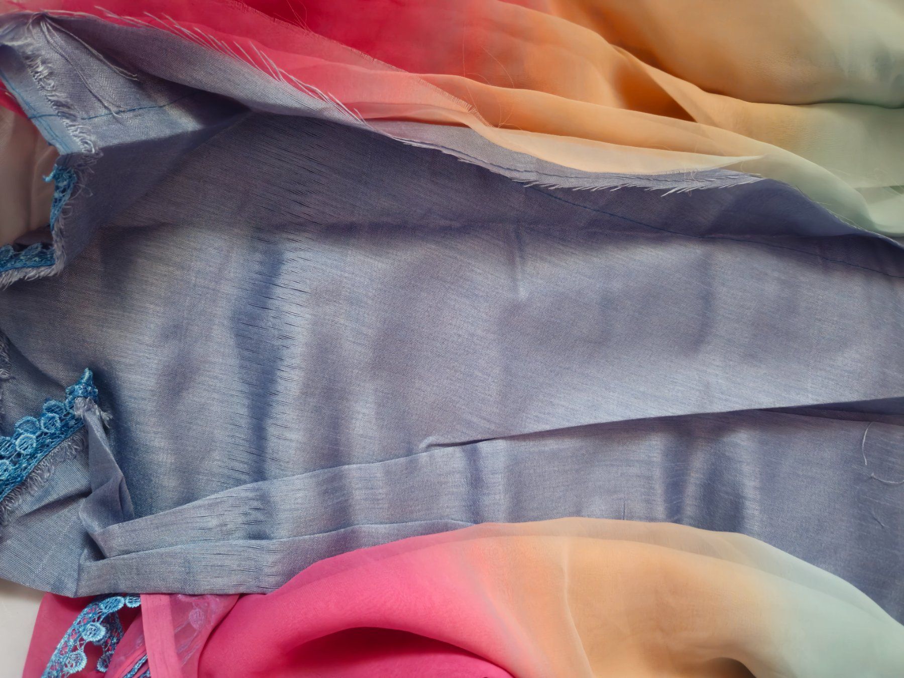 Vestiti: Rainbow saree – Nuovo e nell'imballaggio originale da Les Acacias venduto da minnie6 3