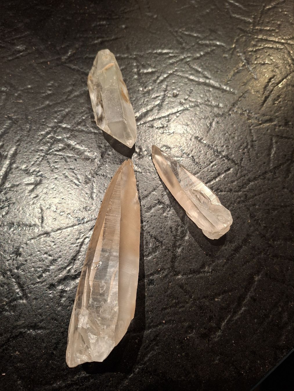 Mineralien & Heilsteine: 3x Bergkristall – Gebraucht aus Ettingen von esther82