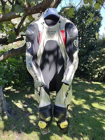 Tuta in pelle racing DAINESE D-TEC