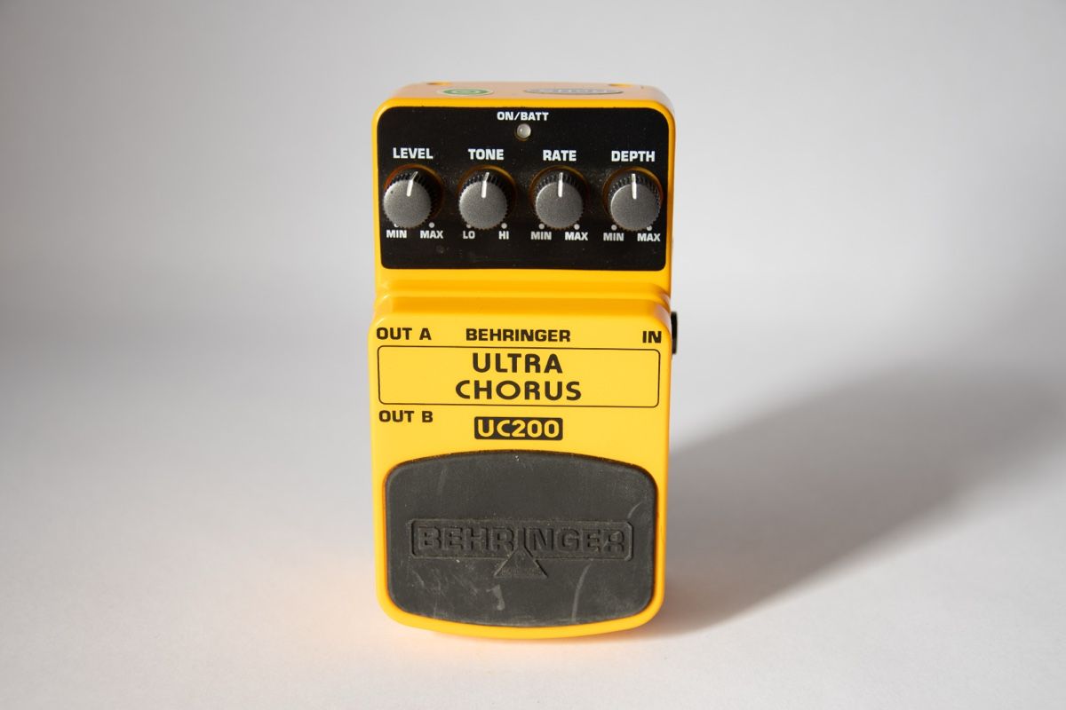 Behringer Strumenti musicali: Behringer Ultra Chorus UC200 Effektpedal gebraucht – Usato da Lotzwil venduto da Klaro