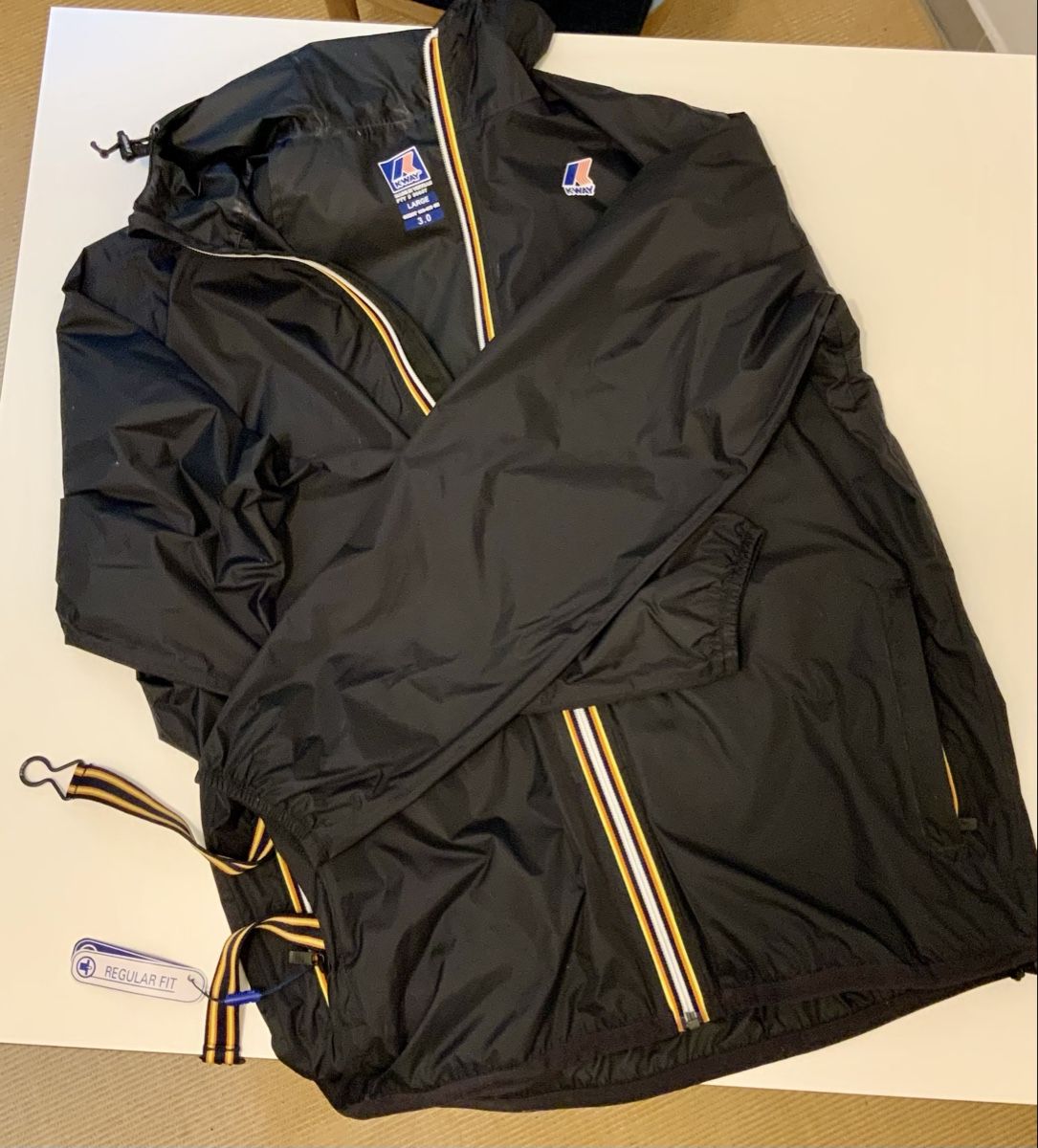 Cappotti: K-Way Le Vrai 3.0 Claude Jacket Black Size L – Usato da Zürich venduto da leonzo