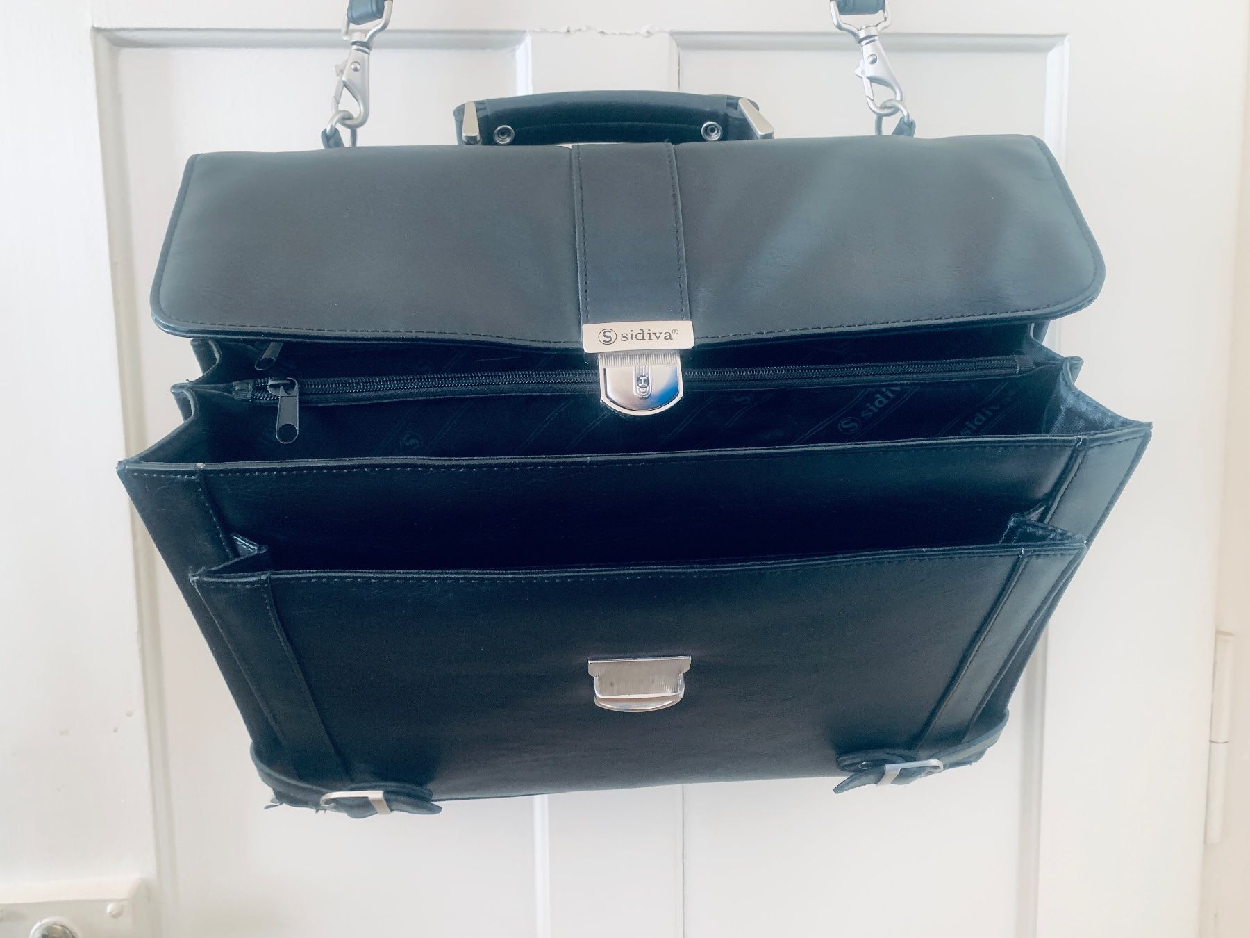 Valigie & Borse: Business-Tasche/Mappe mit Laptopfach, Kunstleder – Usato da Bern venduto da Flora.Sonea 1