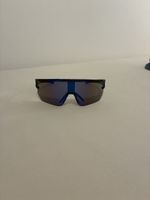 Sonnenbrille Sportbrille schwarz blaue Gläser neuwertig