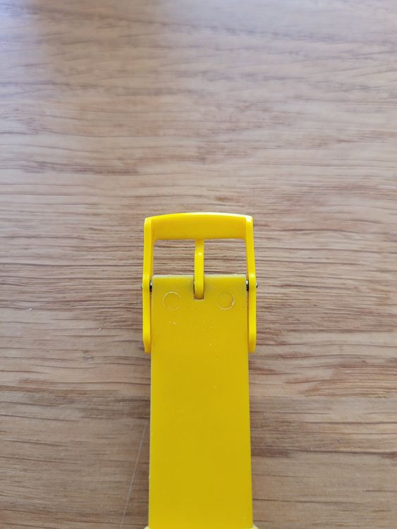 SWATCH YELLOW RACER Gent (GJ400) (Gebraucht) in Zürich für CHF 279 ...