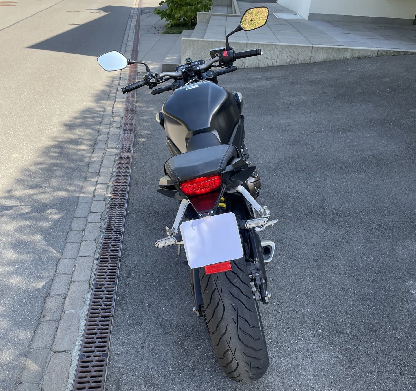 Honda Strasse: HONDA CB650R - 70 kW – Gebraucht aus Baar von Amarillis3 5