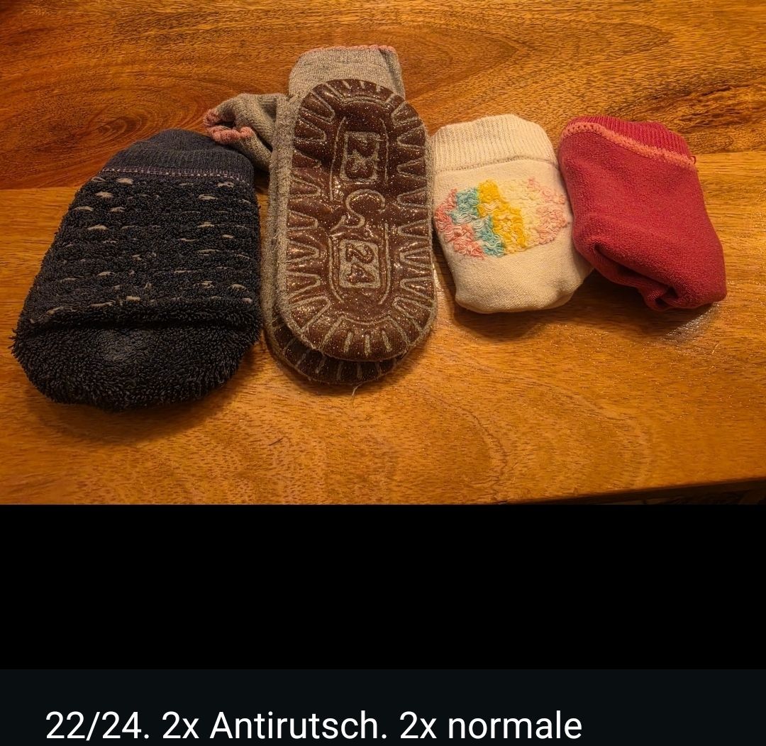 Lotti & Set di vestiti: Kleiderpacket Winter mit Jacke 98/104 – Usato da Sursee venduto da Charly-Sarah 6