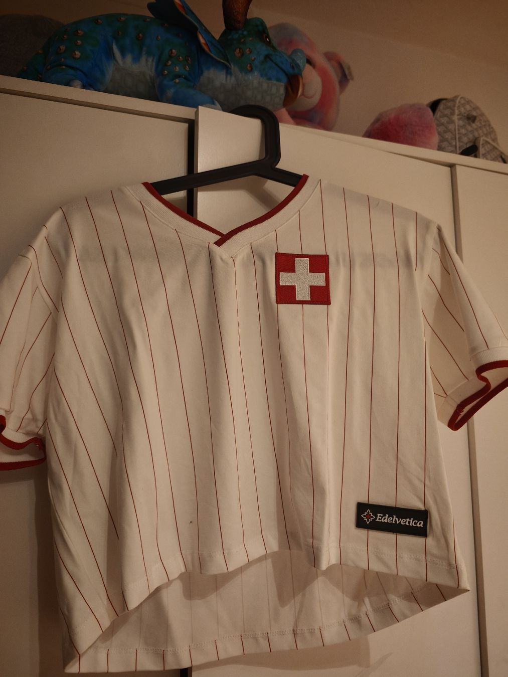 Maillots de corps & Pantalons: Edelvetica Trikot, gecropt – Neuf avec emballage d'origine à Sulgen par 34j_p6s2 1
