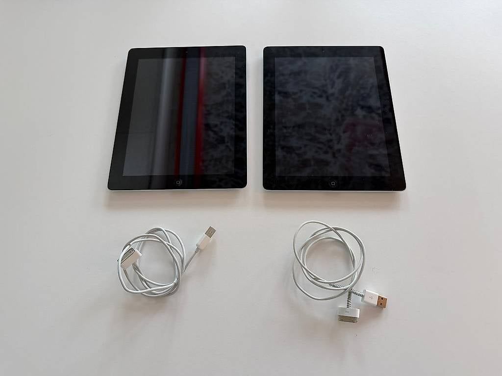 Tablet PC: 2 x Apple iPad 2 16 + 32 GB – Gebraucht aus Häggenschwil von fourtime