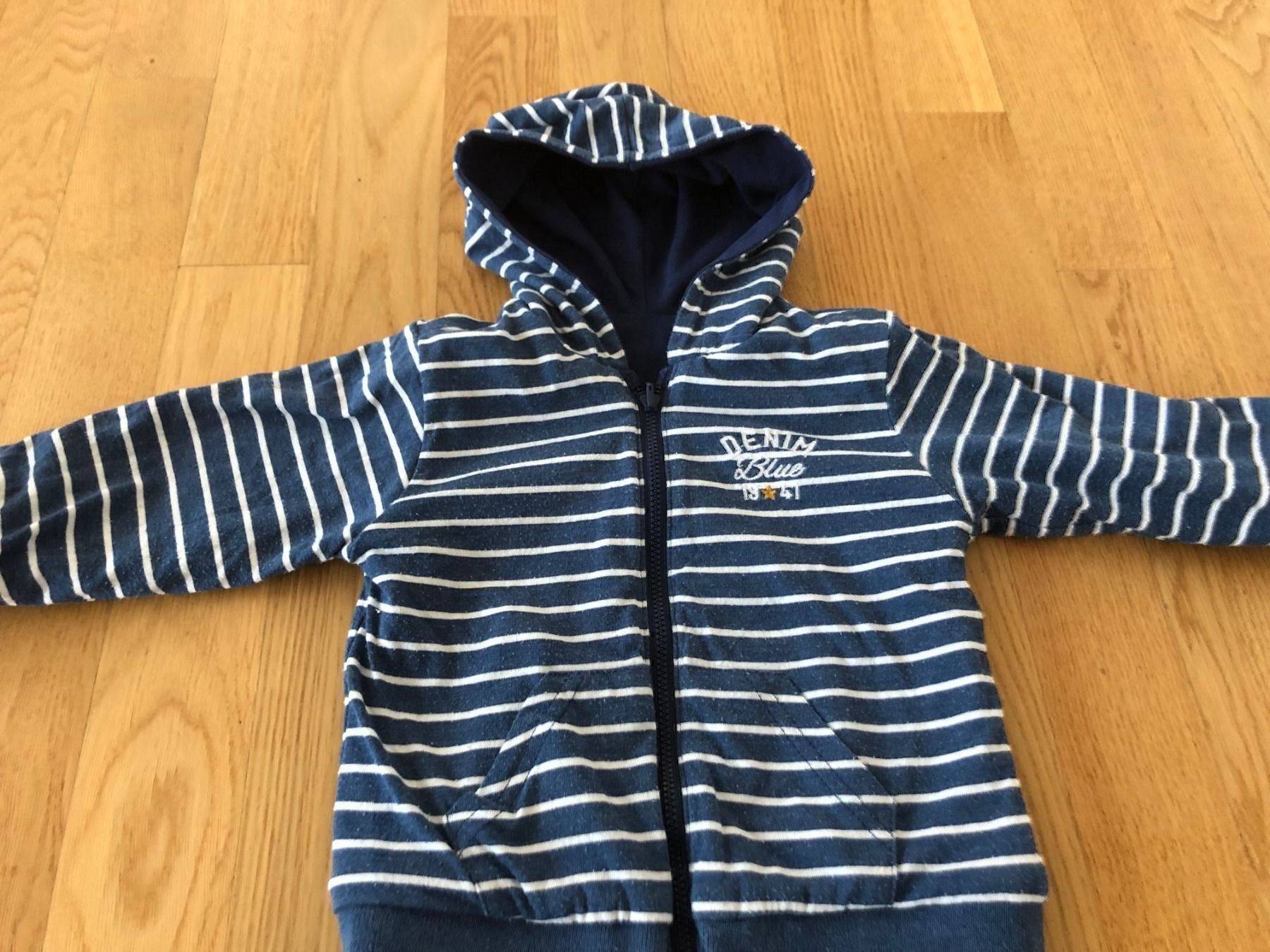 Jacken & Mäntel: Zweiseitige Denim Sweatjacke Gr.74/80 – Gebraucht aus Buchs SG von sunset55 1