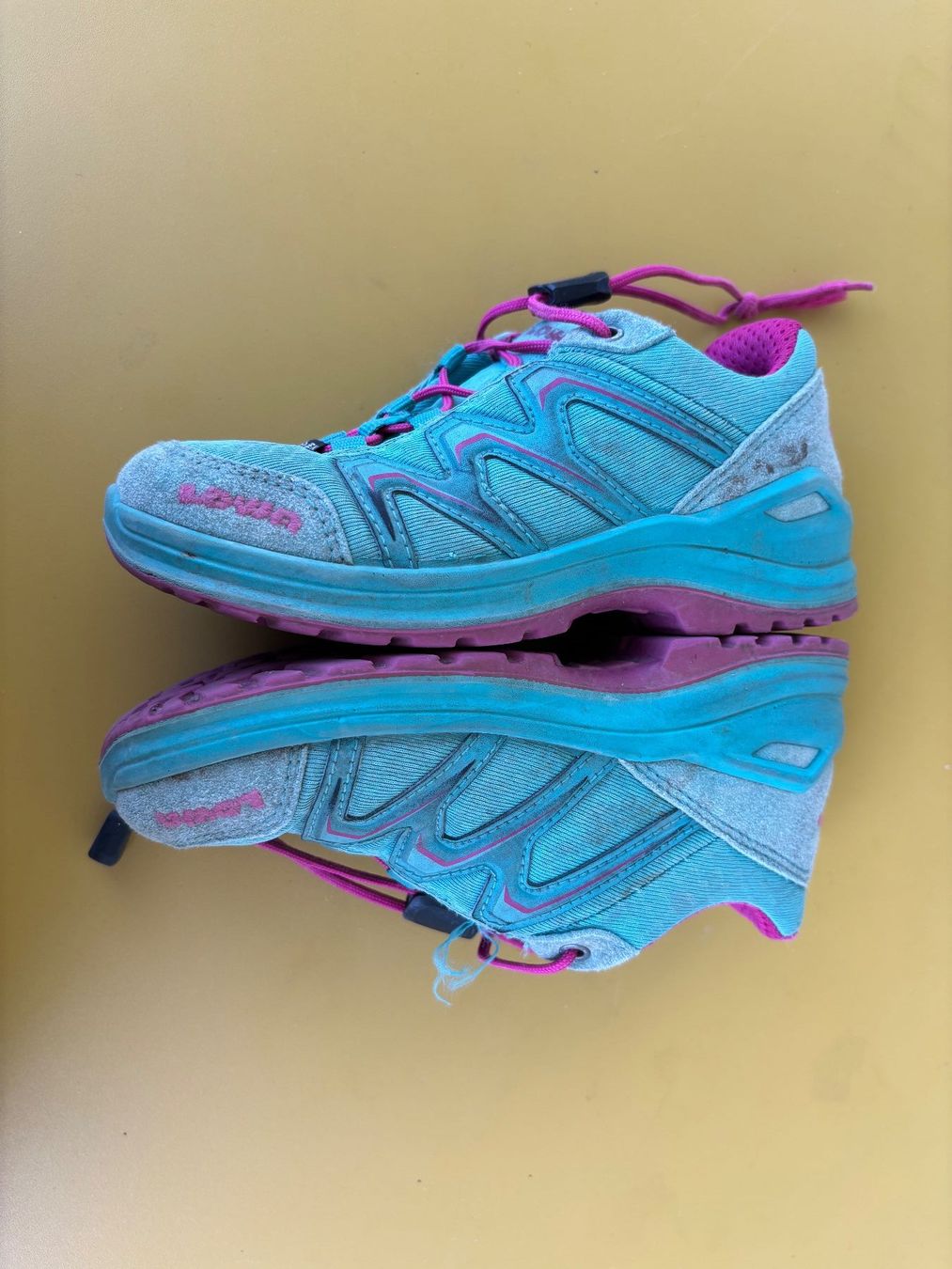 Lowa Scarpe per ragazzi: LOWA trecking Shoe Gr. 28 – Usato da Zürich venduto da missmodernage 1