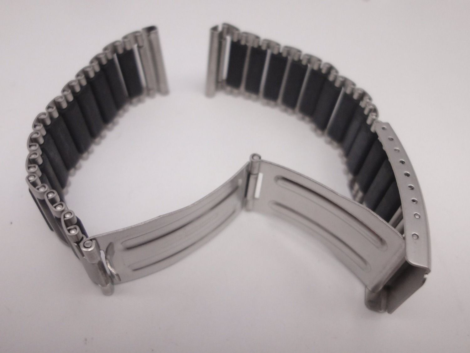Orologi: Ungebrauchtes Bicolor Uhrenband 20mm Anstoss – Nuovo (secondo la descrizione) da basel venduto da Vulcanus 3