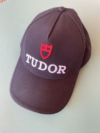 Tudor Kappe / cap