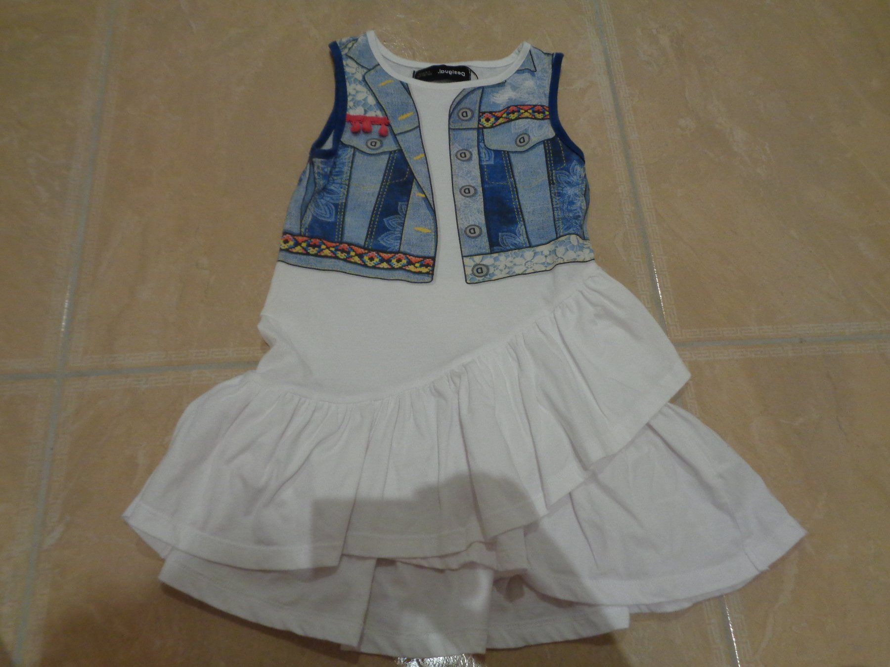 Desigual Vestiti & Gonne: Desigual NWT süsses Kleid, 4J 104 – Nuovo (secondo la descrizione) da Klingnau venduto da Markus14