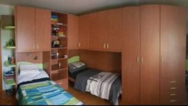 Kinderzimmermöbel: Bett, Schrank (auch einzeln erhältlich)