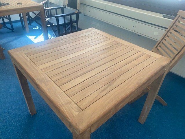 Tavoli: Gartentisch Teakholz – Nuovo (secondo la descrizione) da Brüttisellen venduto da mar_9brv 2
