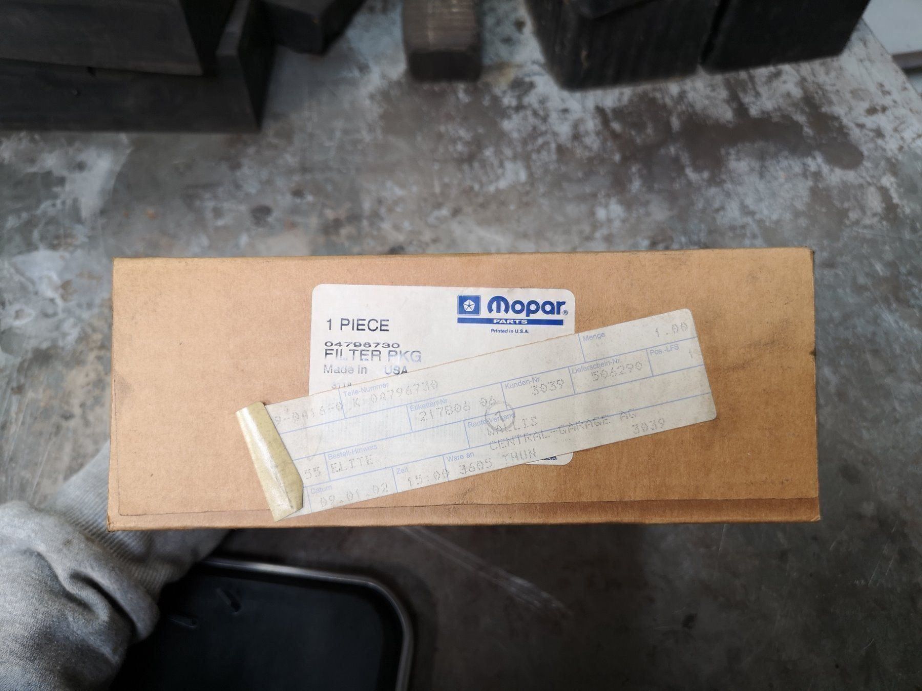Chrysler Alle Autoersatzteile: Filter Chrysler K04796730 – Neu und originalverpackt aus Matten b. Interl von Hardergarage 2