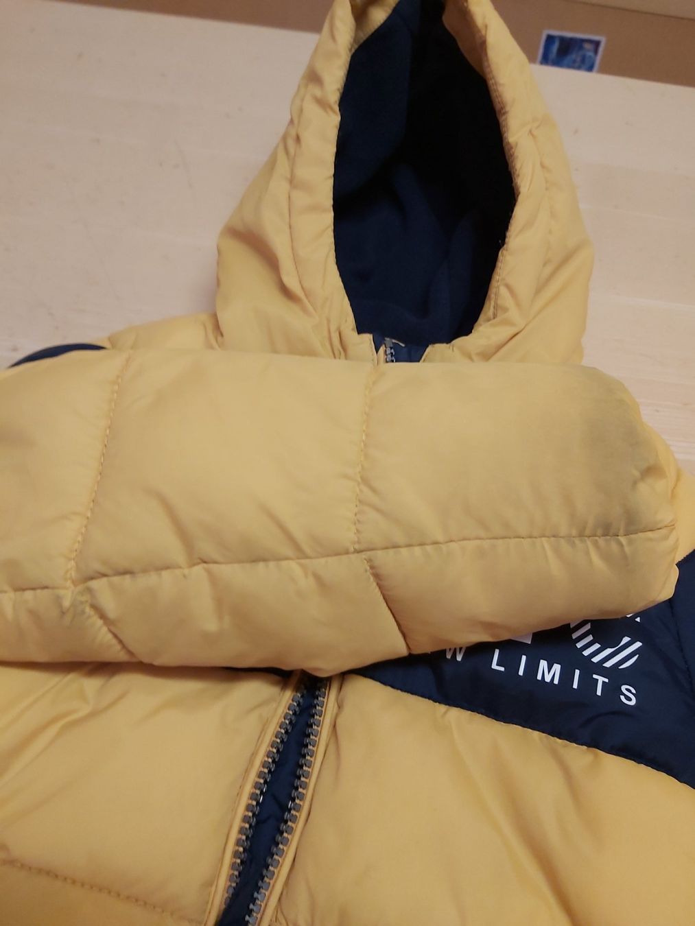 Giacche & Cappotti: Winterjacke gelb Gr.98 – Usato da Disentis/Mustér venduto da epa_862v 3