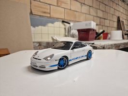 Porsche 911 Autoart 1:18