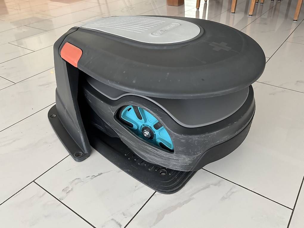 Gardena Tagliaerba: Gardena Smart Sileno Life 750 – Usato da Biel-Benken BL venduto da cassad 2