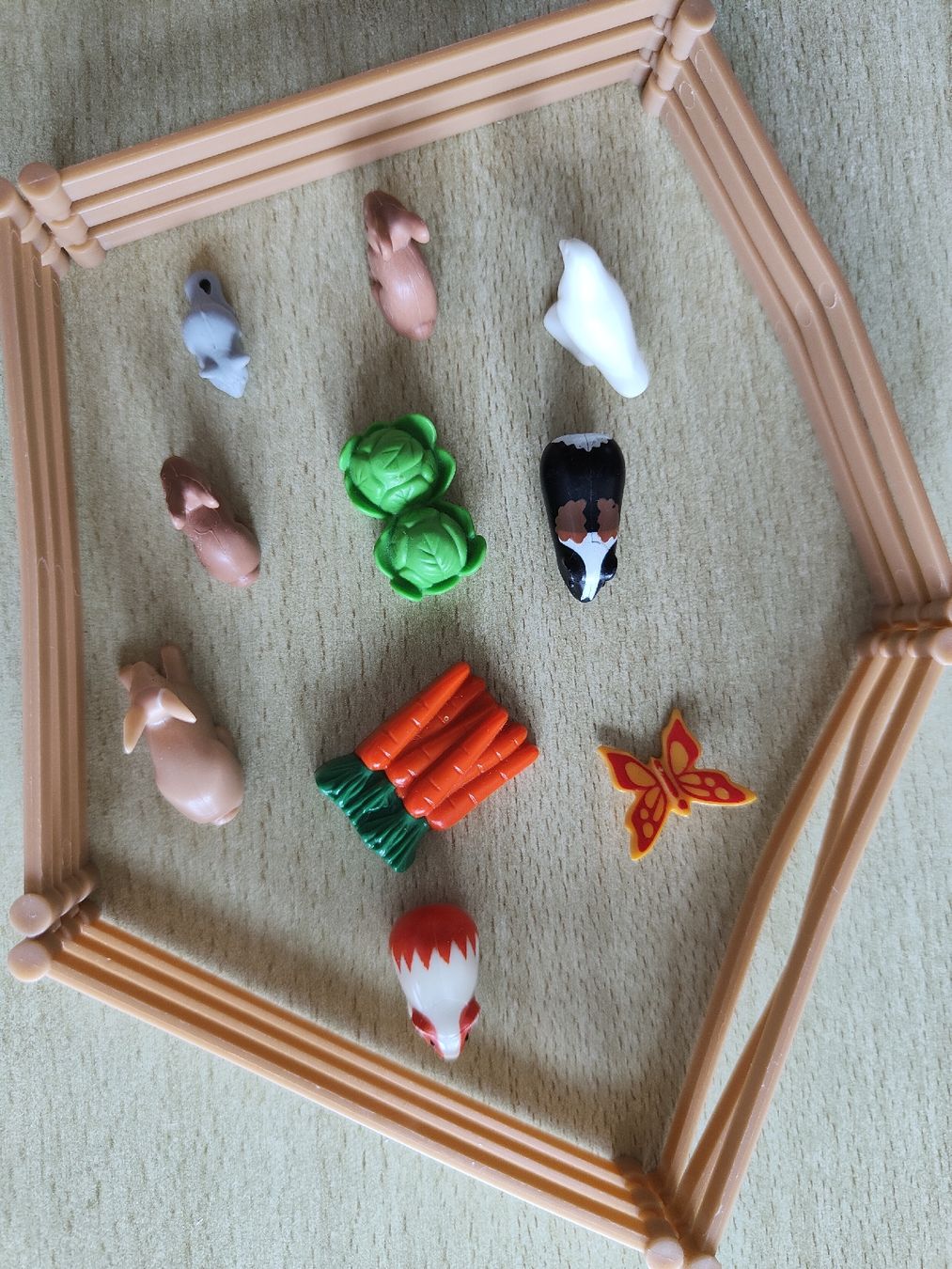 Playmobil Giocattoli: Playmobil Kleintiergehäge – Difettoso da Unterägeri venduto da Meikelbein 1